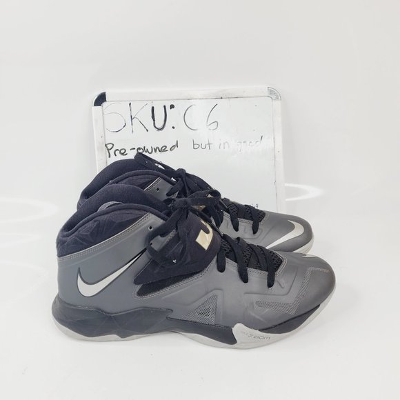 Nike Mens Dark Gray Lebron Zoom Soldier 7 599264-004 Basketball Shoes Size 11.5 - Picture 2 of 8